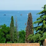 Gms With Sea View Διαμέρισμα Izola