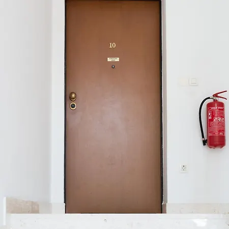 Apartment Gms With Sea View