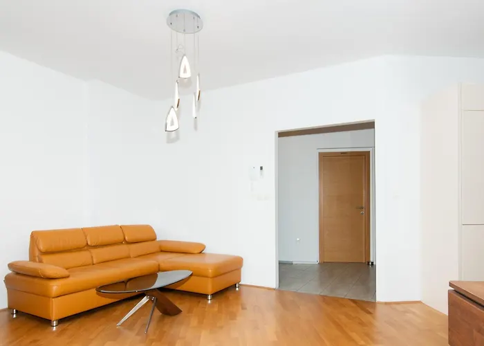 Gms With Sea View Daire