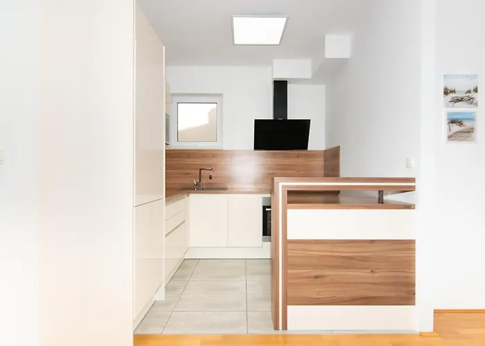 Gms With Sea View Daire